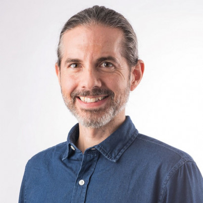 Long.Chris small headshot